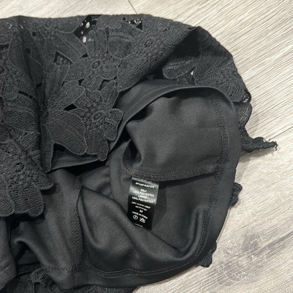 Lace Crochet ASTR The Black Label Women’s Black Sleeveless Midi Dress Medium - Picture 11 of 16